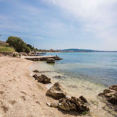 Gem Of The Sea Luxury Beach Apartment With Brand New Heating Infinity Pool Trogir Eksteriør billede